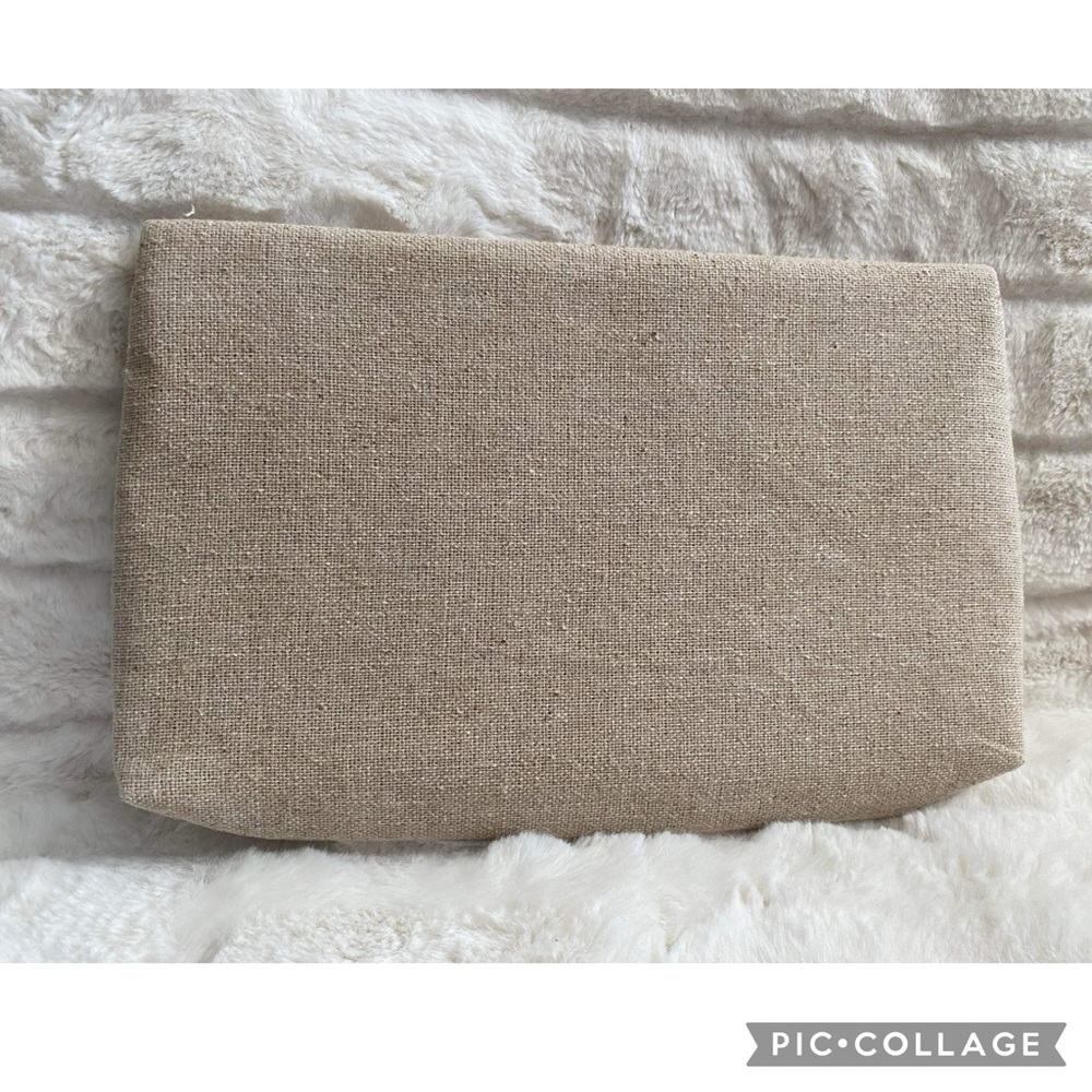 ✨🆕✨Brand New(11”Wx7”H)Christian Dior Large Pouch - Picture 2 of 5